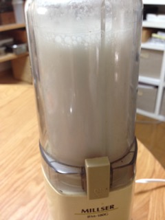 アーモンドミルク