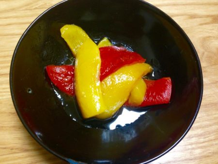 カラーピーマンとケイパーのオリーブオイル和え