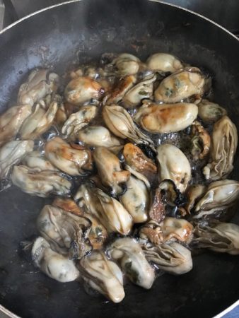 牡蠣のオイル漬け