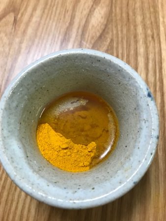 ターメリック歯磨き