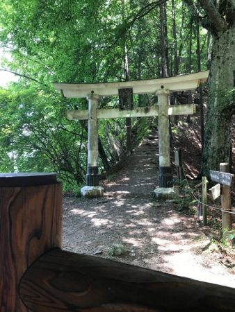 三峯神社