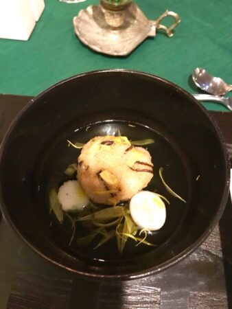 カメリアイン雪椿
