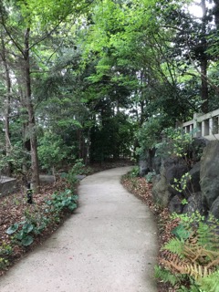 神獄山神苑