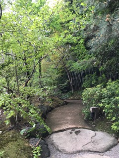 神獄山神苑