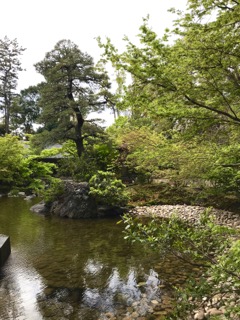 神獄山神苑